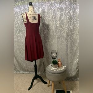 Brand: Frederick’s of Hollywood
Size: XL
Color: Dark Red